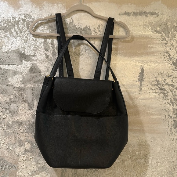 Cuyana Handbags - Cuyana